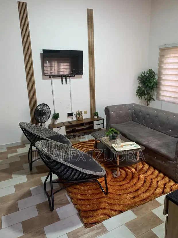 Short Stay Apartments - Daily, Weekly, Monthly in East Legon - 1