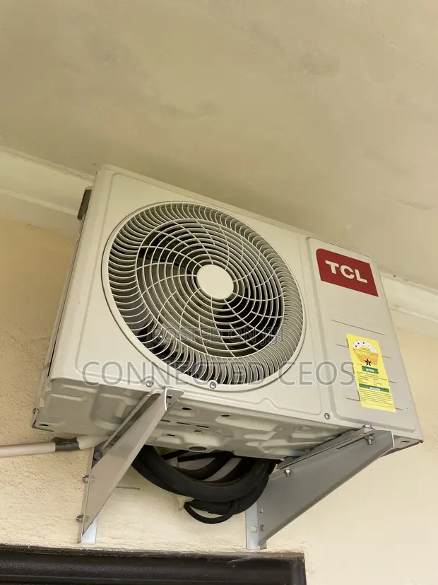 2 Months Used TCL 1.5HP R410a 3 Star Inverter AC (Black Mirror) - 1