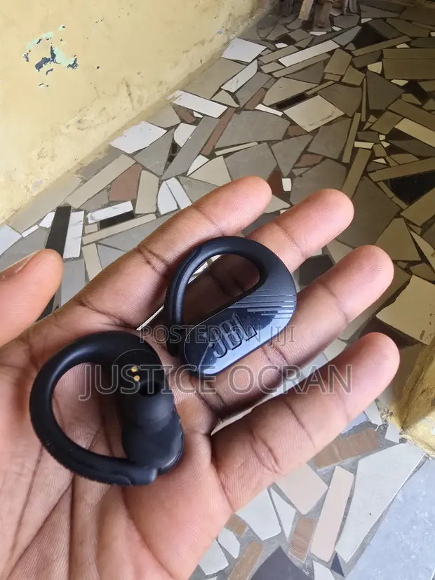 JBL Endurance Peak 3 Wireless Earbuds - 1