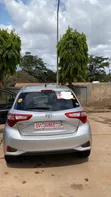Toyota Vitz 1.3 FWD 3dr 2017 Silver - 3