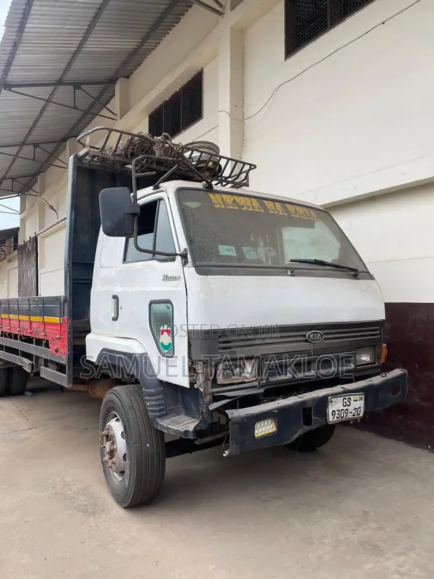 Kia Rhino Double Axle Truck - 1