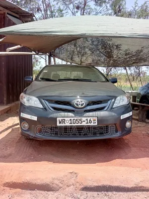 Toyota Corolla LE 2013 Blue