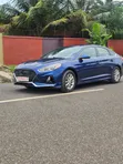 Hyundai Sonata SE 2018 Blue - 2