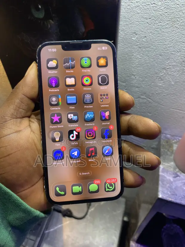 Apple iPhone 13 128GB Blue - 1
