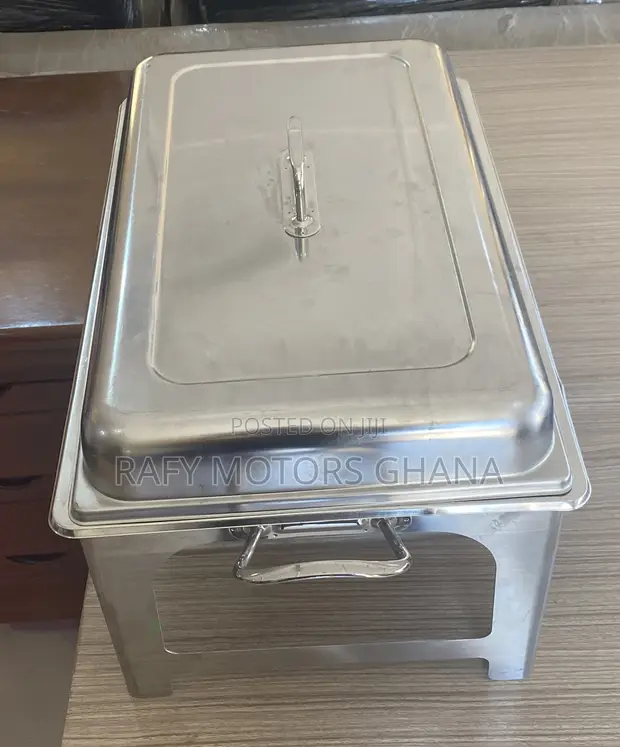 Chafing Dish with Lid - 1