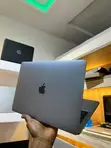 Apple MacBook Pro 2017 16GB RAM, 512GB SSD - 1