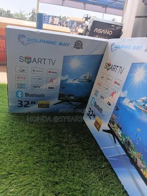 Dolphine Bay 32-inch Smart TV