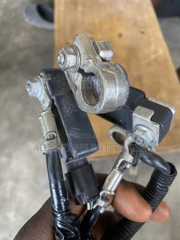 Honda CRV Battery Sensors/Terminals (2018-2024) - 1