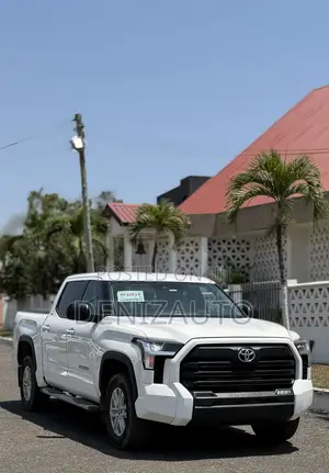 2023 Toyota Tundra SR5 CrewMax 6.5' Bed