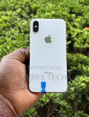 Apple iPhone X 64GB White