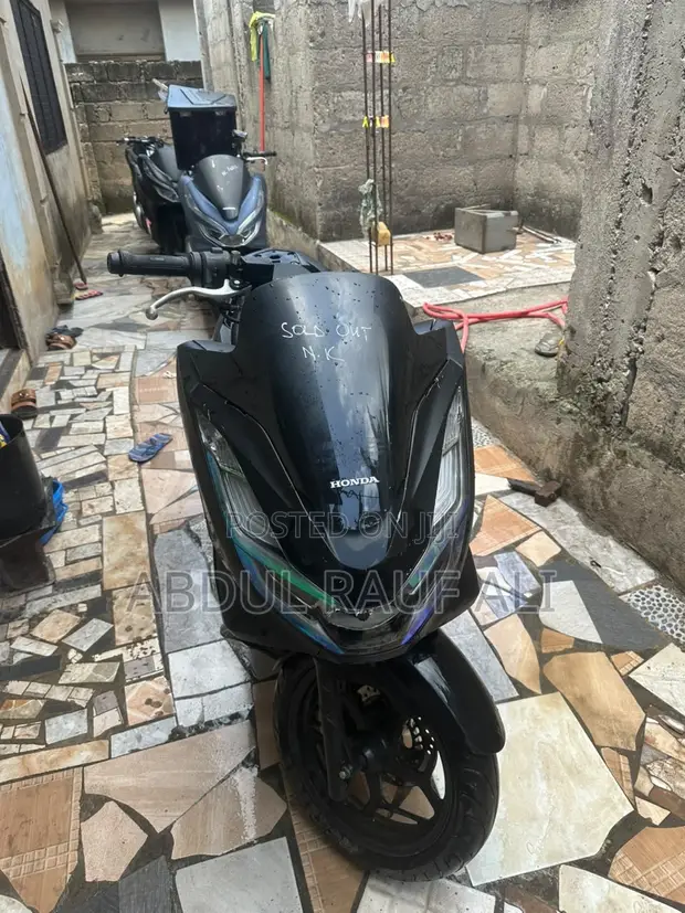 Honda PCX 125 2022 Gray - 1
