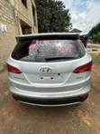 2017 Hyundai Santa Fe SE AWD Silver - 4