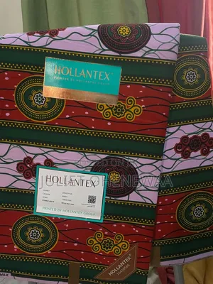 Hollantex 100% Cotton Fabric - 6 Yards