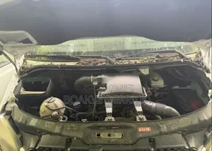 2011 Mercedes-Benz Sprinter Engine
