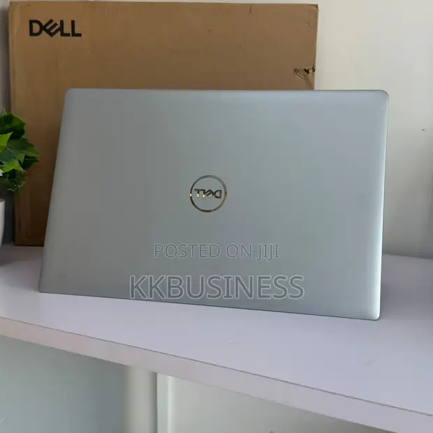 Dell Precision 3561 Laptop - Intel Core i5, 16GB RAM, 512GB SSD - 1