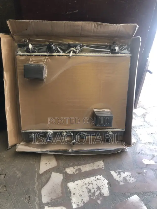 Toyota Vitz Radiator (2006-2009) - 1