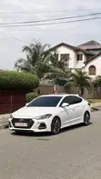 Hyundai Elantra Sport 2018 White - 5