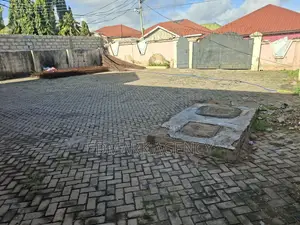 3-Bedroom House for Sale in Kwabenya