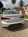 Hyundai Elantra SE 2019 Silver - 1