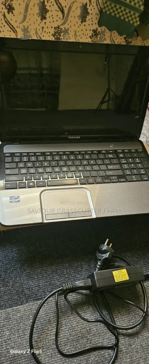 Toshiba A40 Laptop - 8GB RAM, Intel Core i7, 500GB HDD - 1
