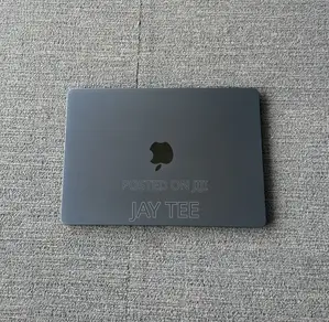 Apple MacBook Air 13" M5 16GB RAM 512GB SSD