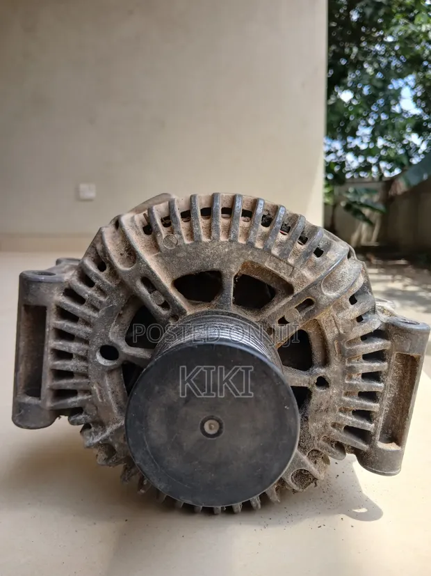 Used Mercedes-Benz Alternator Motor - 1