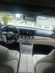 Mercedes-Benz E350 2023 Black - 5