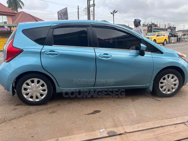 Nissan Versa 1.6 S 2016 Blue - 1
