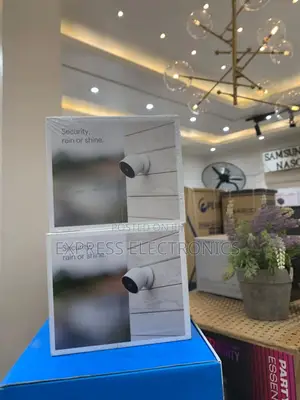 Brand New Nest Cam Outdoor/Indoor (Battery)
