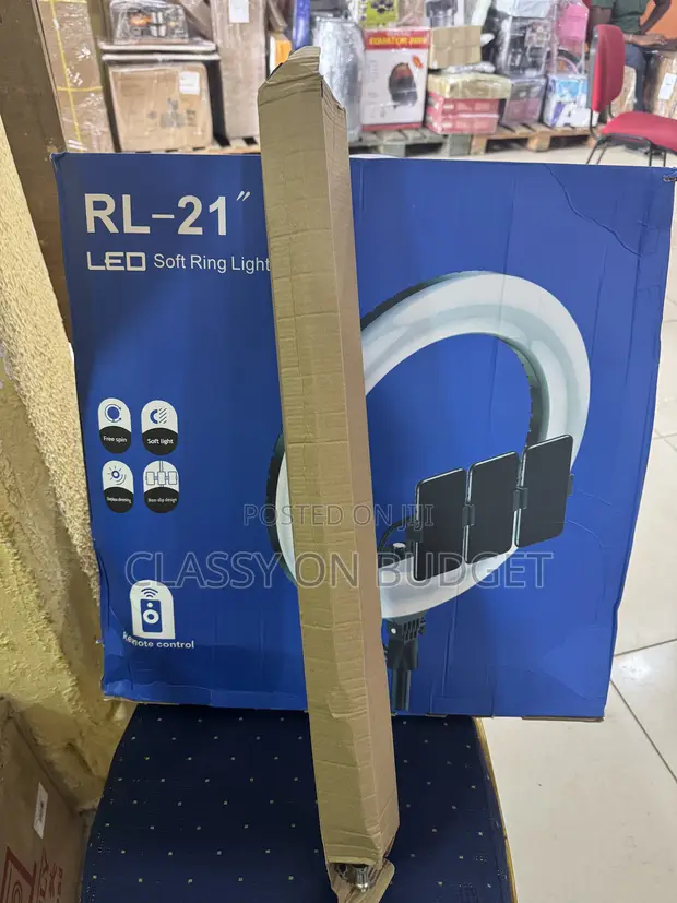21-Inch Ring Light with Tripod Stand - 1