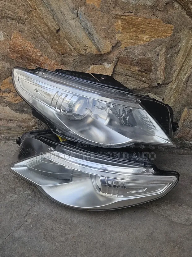Volkswagen Passat CC Headlight - Type 2010-2012 - 1