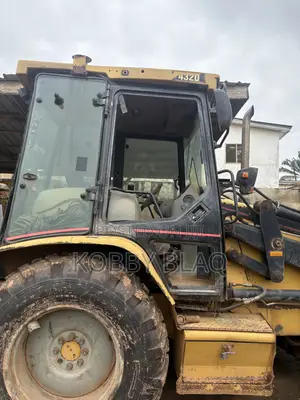 Caterpillar 432D Backhoe Loader