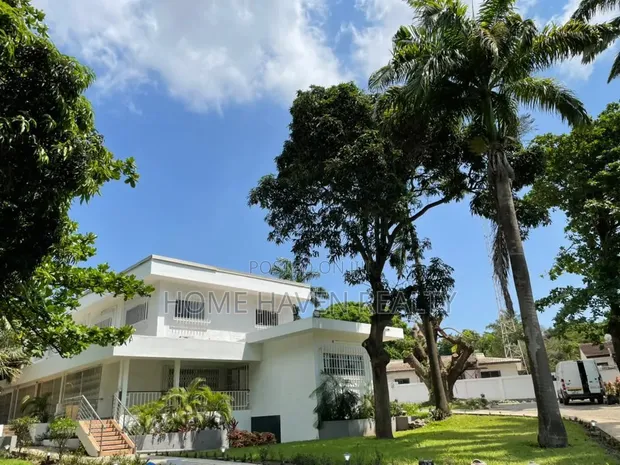 5 Bedroom House for Rent in North Ridge - 1