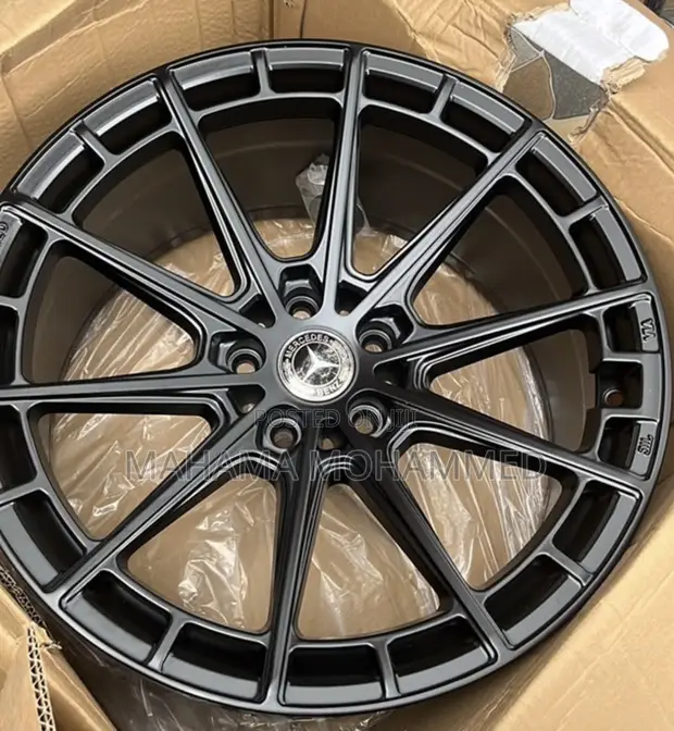 Mercedes-Benz 19-Inch Black Rims (Set of 4) - 1