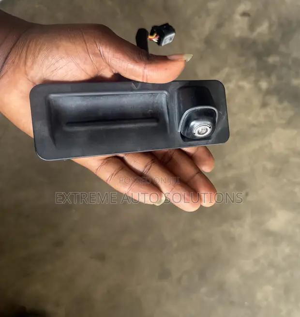 2016-2018 Hyundai Elantra Reverse Camera - 1