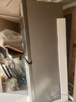 Samsung 4-Door French Door Refrigerator with Water Dispenser - 2