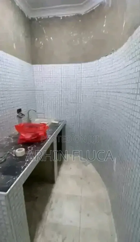 1-Bedroom Apartment for Rent in Ahrin, Parakuo Estate - 1