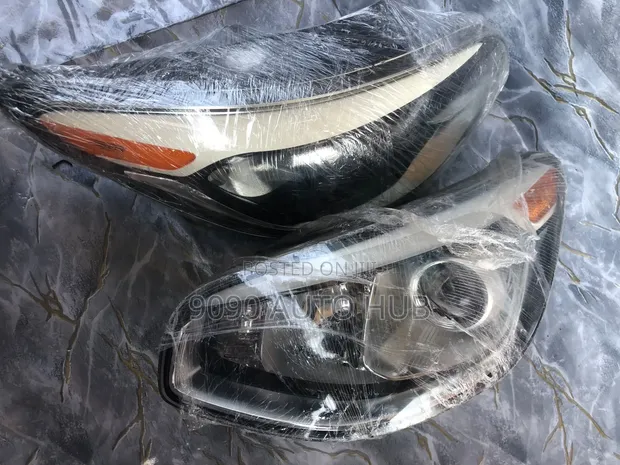 Kia Soul Headlight (2014-2019) - Foreign Used OEM - 1