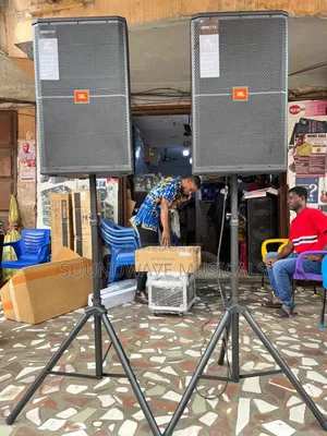 JBL Short Range Speaker with Stand