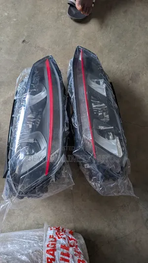 Volkswagen Golf 7 GTI Headlight (2015-2017)