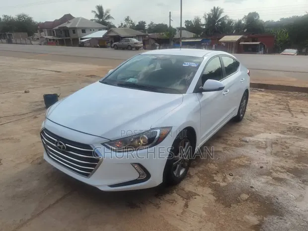 Hyundai Elantra Limited 2018 White - 1
