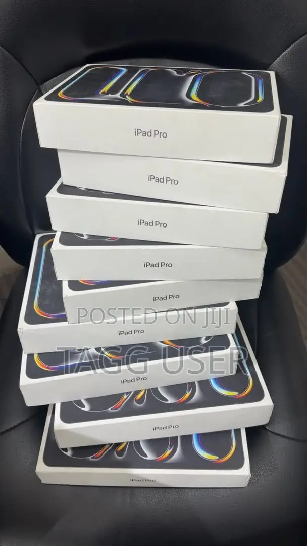New Apple iPad Pro 13" (2025) 256GB Black - 1