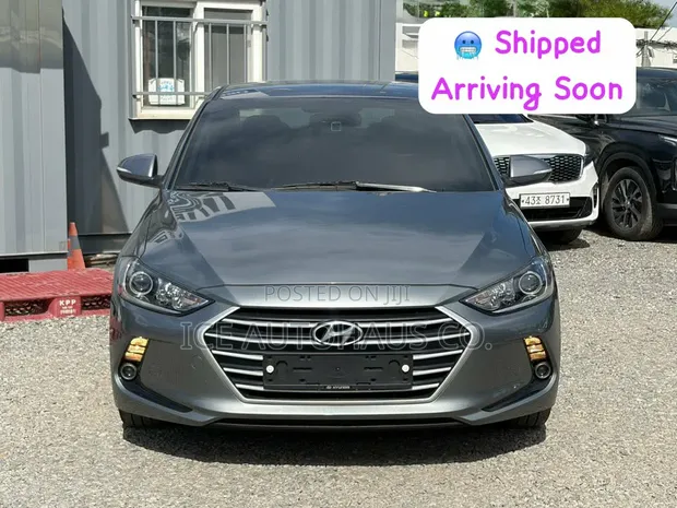 Hyundai Avante 2016 Gray - 1