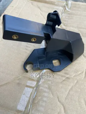 Mercedes-Benz C300 W205 Headlight Seat/Bracket (2015-2021)