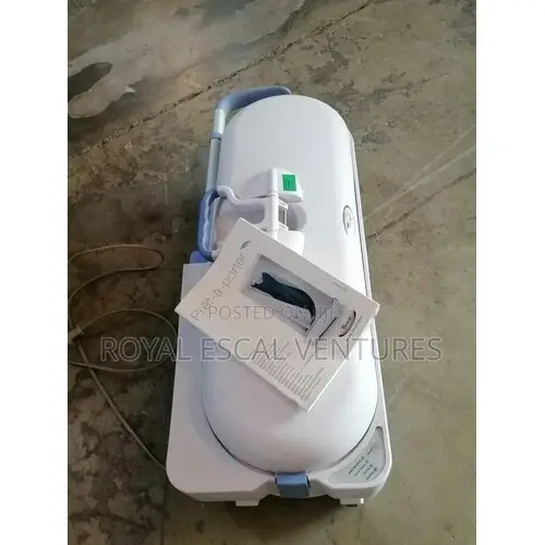 Whirlpool Prêt-à-Porter Garment Steamer & Fabric Freshener - 1