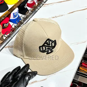 Trucker Caps with Flat Brim