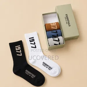 Branded Fashion Socks Set in Gift Box
