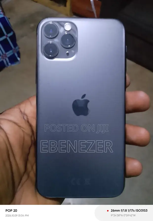 Apple iPhone 11 Pro 256 GB Black - 1