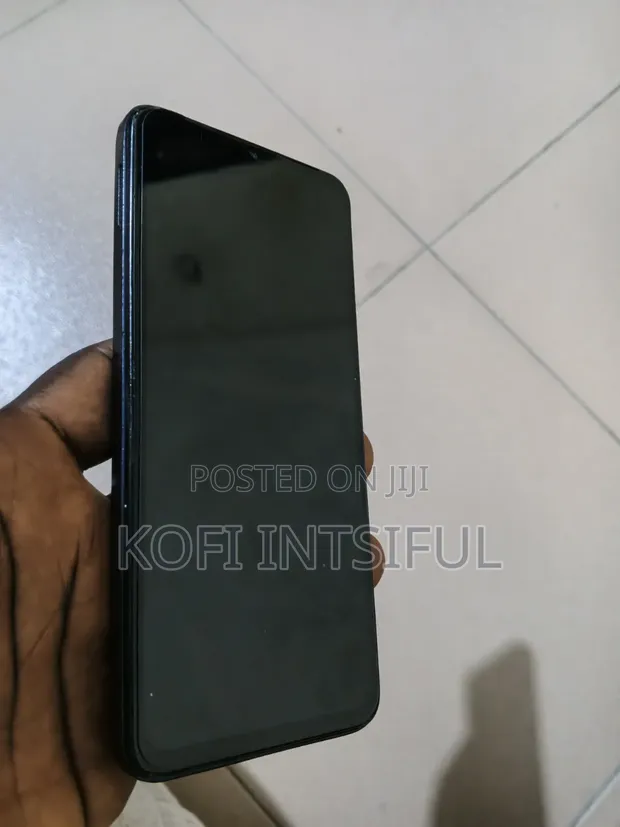 Infinix Hot 30i 128 GB Blue - 1