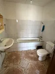 2 Bedroom Apartment for Rent in Awoshie Oyinase - 5
